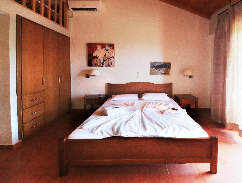 Xenios Apartments Agios Nikolaos  Extérieur photo
